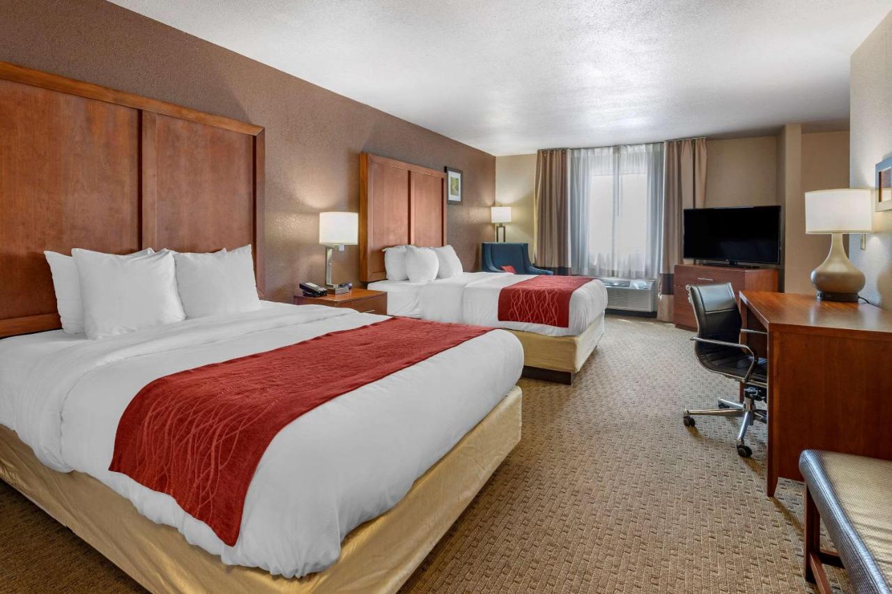 Comfort Inn & Suites Лоренсберг Экстерьер фото